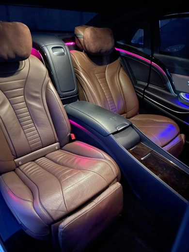 Mercedes-Maybach W222