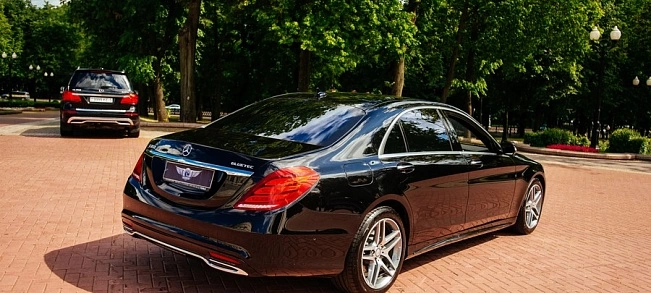 Mercedes-Benz W222 S-Class
