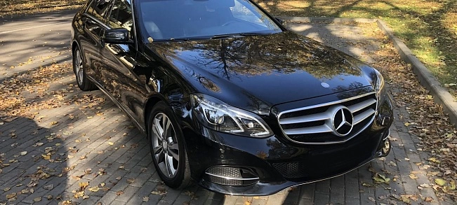 Mercedes-Benz E-Class 2015