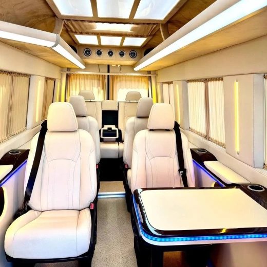 Mercedes-Benz Sprinter Black VIP-8