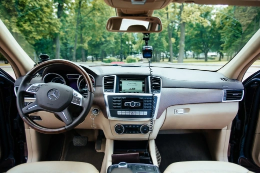 Mercedes-Benz GL Black