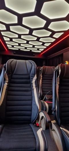 Mercedes-Benz Sprinter LUX
