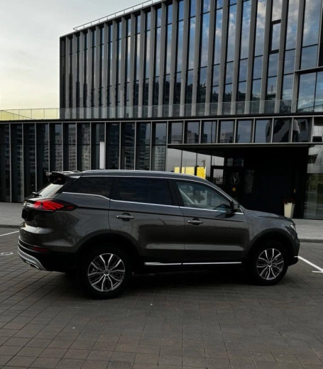 Geely Atlas Pro