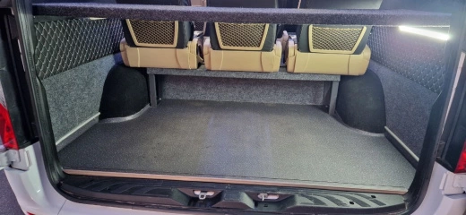 Mercedes-Benz Sprinter LUX