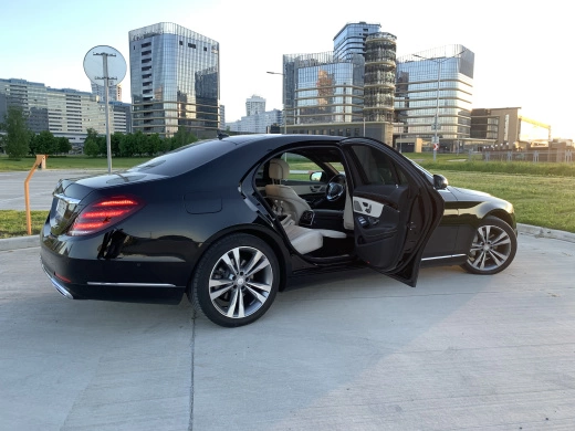 Mercedes-Benz S-class W222
