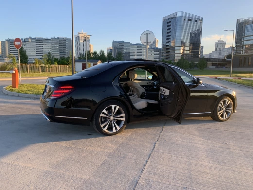 Mercedes-Benz S-class W222
