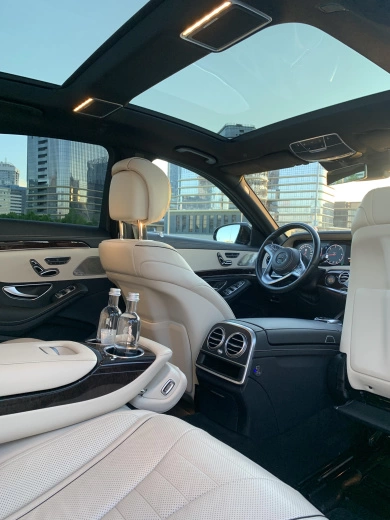 Mercedes-Benz S-class W222