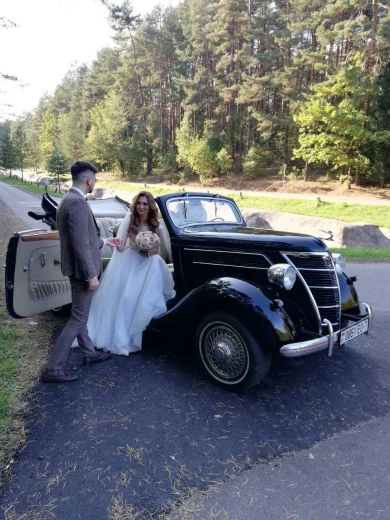 Ford V-8 1938