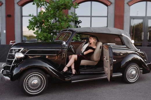 Ford V-8 1938