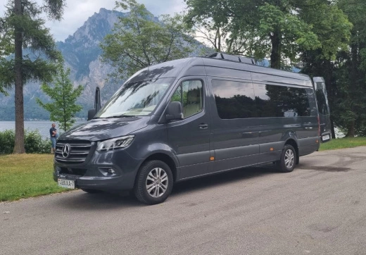 Mercedes-Benz Sprinter Black VIP