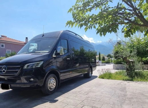 Mercedes-Benz Sprinter Black Business 21
