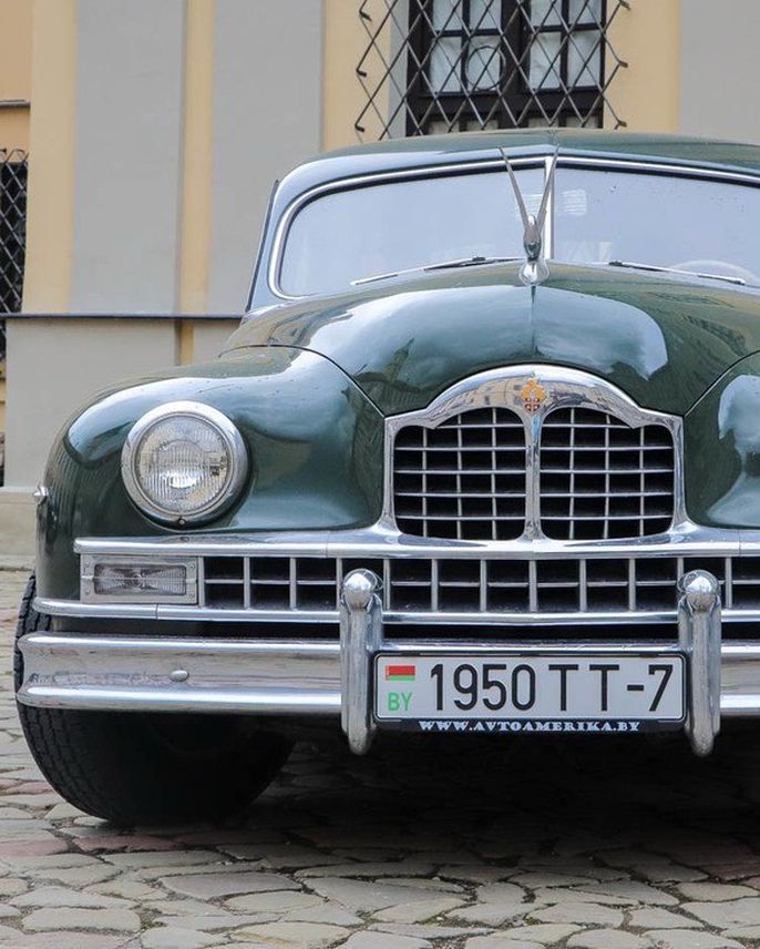 Аренда Packard Super Deluxe Touring Sedan 1950 в Минске
