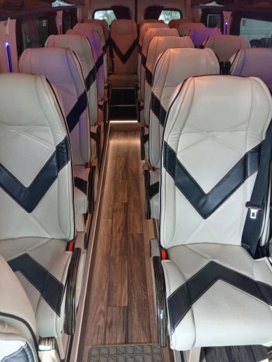 Mercedes-Benz Sprinter Black Touristik
